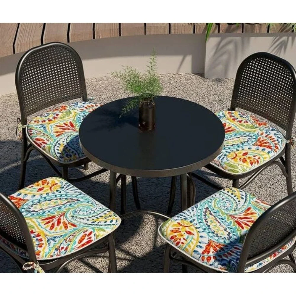 Indoor/Outdoor Chairpad with Ties, 16